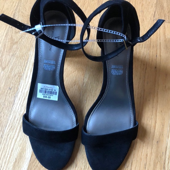 *Brand New* Worthington Black Suede Dress heel - Picture 4 of 4